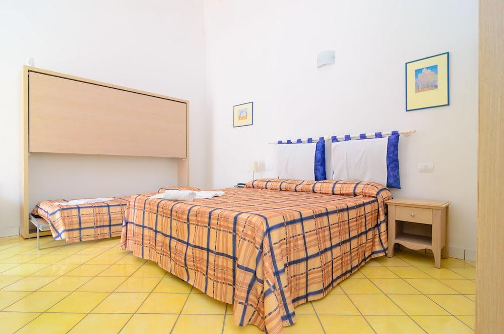 Albergo Villa Giusto Barano dʼIschia Esterno foto