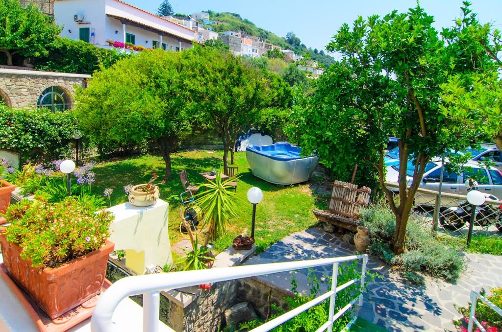 Albergo Villa Giusto Barano dʼIschia Esterno foto